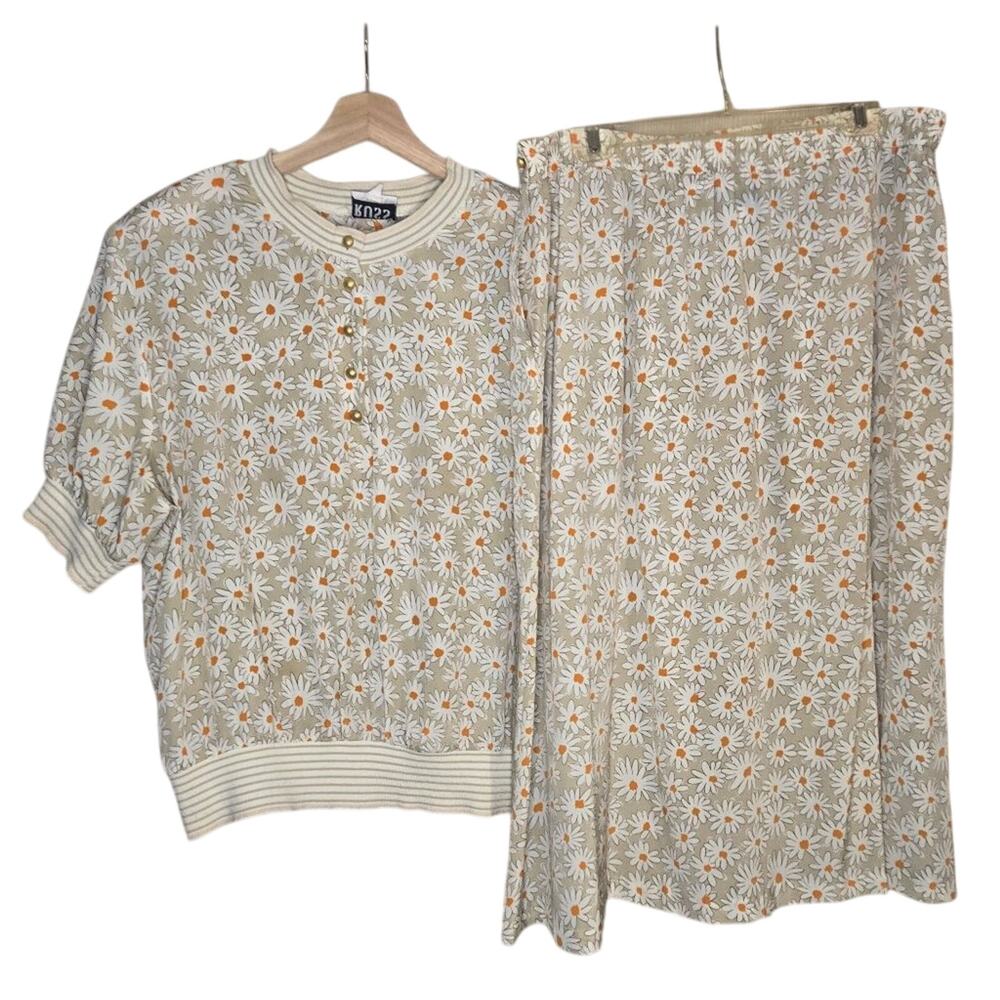 Vintage Russ 18 Cream/Orange Floral Daisy Print Top and Skirt Set  [0022]